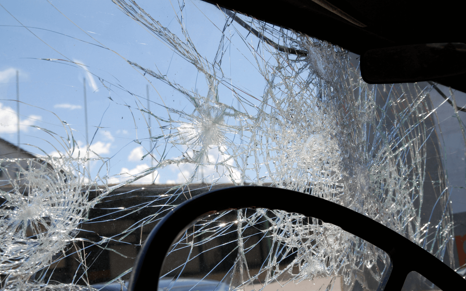 mobile windshield replacement Fallbrook